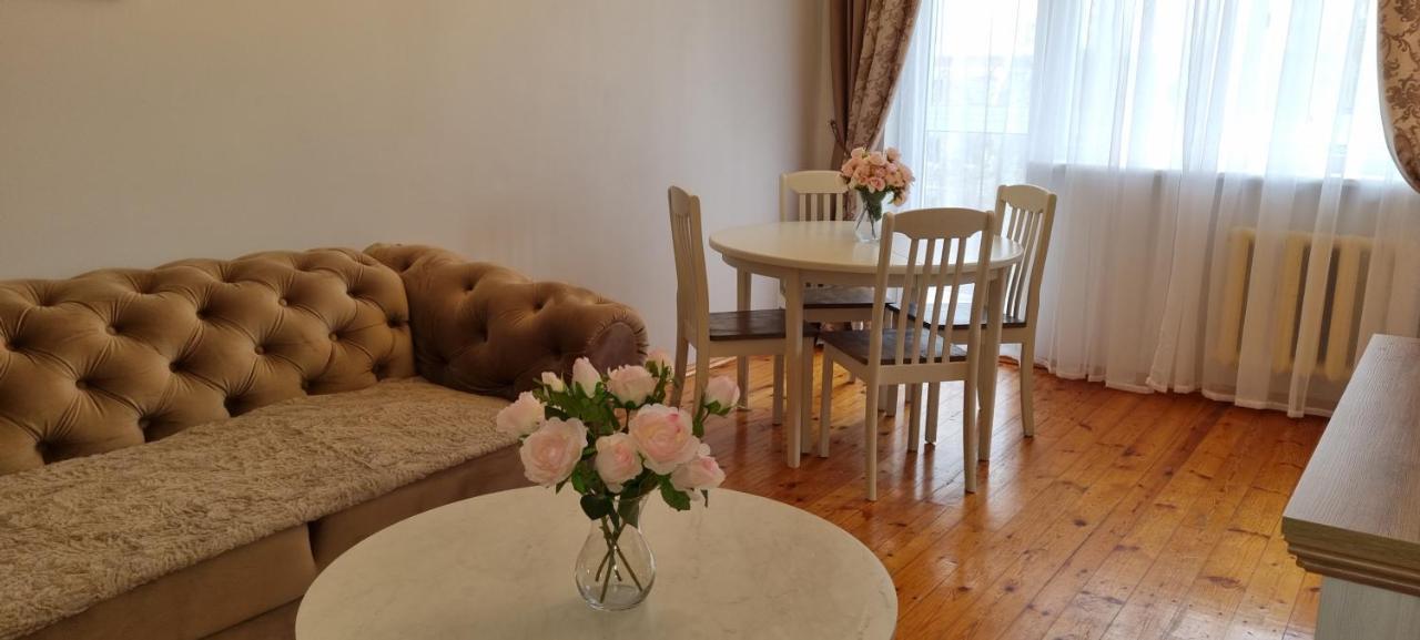 Jaukus Apartamentai Miesto Centre Šiauliai Buitenkant foto
